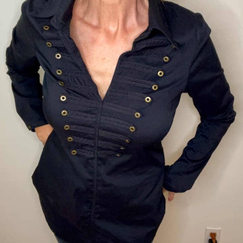Bailey 44 Top